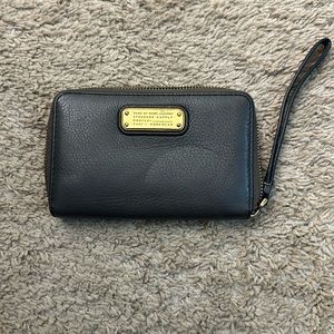 Marc Jacobs Pebble Grey Wristlet